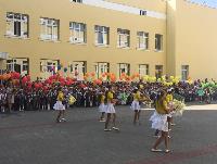 ПАО «Орёлстрой» поздравил учащихся школы Зареченского микрорайона с Днём знаний
