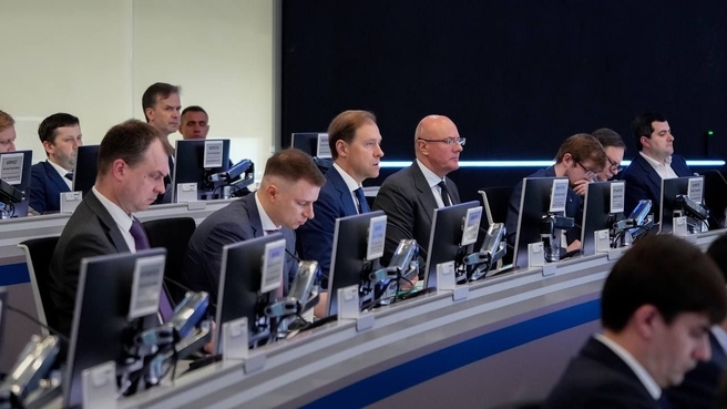 Развитие станкоинструментальной промышленности обсудили на совещании под председательством Дениса Мантурова и Дмитрия Чернышенко