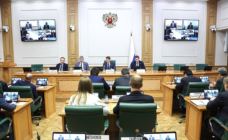 В Совете Федерации состоялись парламентские слушания на тему «Импортозамещение в строительной отрасли»